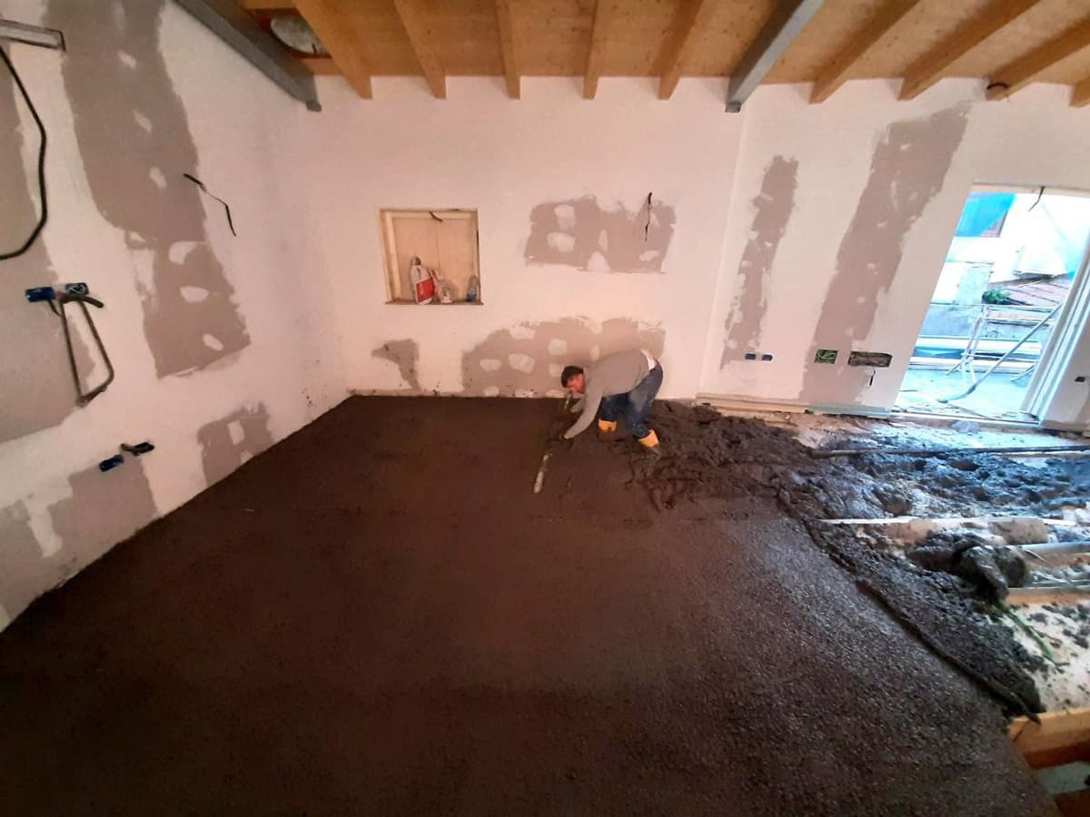 Pavimenti e Rivestimenti - realizzazione DMR Costruzioni